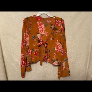 crop top blouse